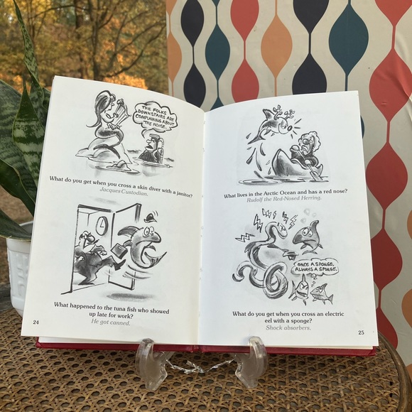 Smokey the Shark and Other Fishy Tales by Charles Keller 1981 Hardback - Picture 7 of 11